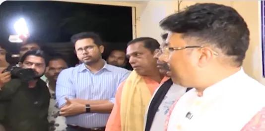 Odisha Minister Raps Officials For Dirty Shelter Homes In Bhubaneswar During Midnight Inspection