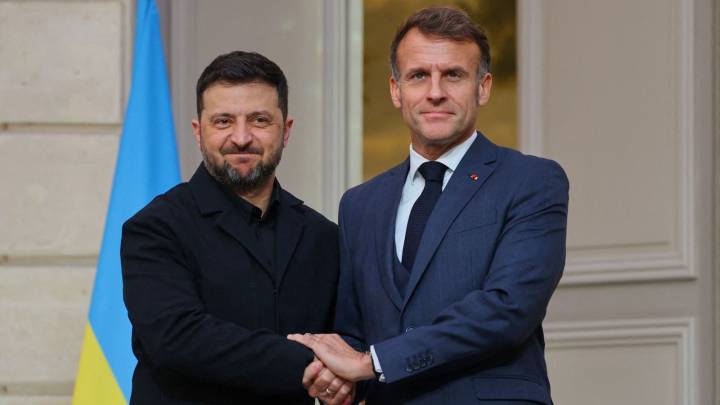 Ukraine plans to buy up to 100 Rafale warplanes and air defense systems from France