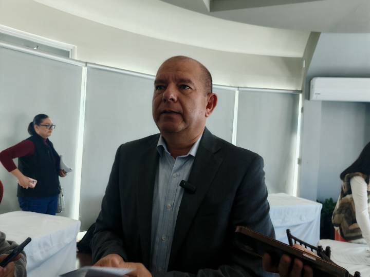 Héctor Acosta ha hecho un buen trabajo, incongruencia de Corral, no afiliarse a Morena pero nos critica: Cuauhtémoc Estrada