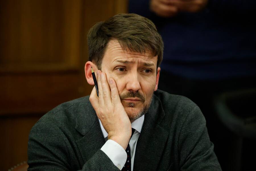 Pardow valoró el gesto de algunos parlamentarios opositores que votaron en contra de la Acusación Constitucional