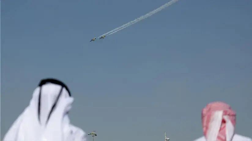 Murió piloto de un avión de combate de la India durante exhibición aérea en Emiratos Árabes Unidos