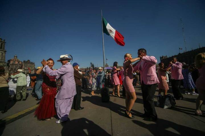 Declaran práctica del danzón como Patrimonio Cultural de la CdMx