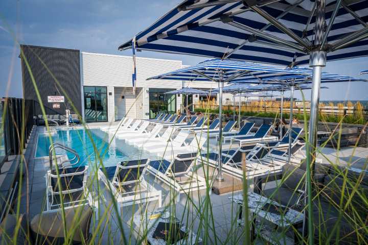 RiNo building asks judge to oust cocktail lounge amid rooftop row