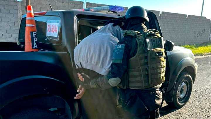 Alberdi: en julio fue preso por abusar de la hija y ahora por vender cocaína