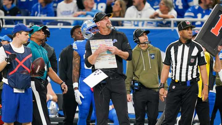 Dan Campbell takes over play-calling and Lions offense looks better