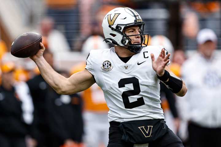 Vanderbilt football earns first 10