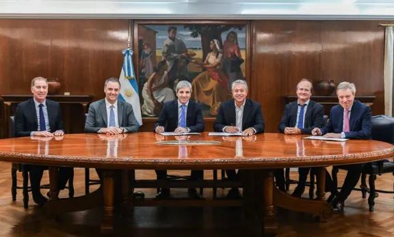 Figueroa acordó con Nación eliminar las retenciones al petróleo convencional