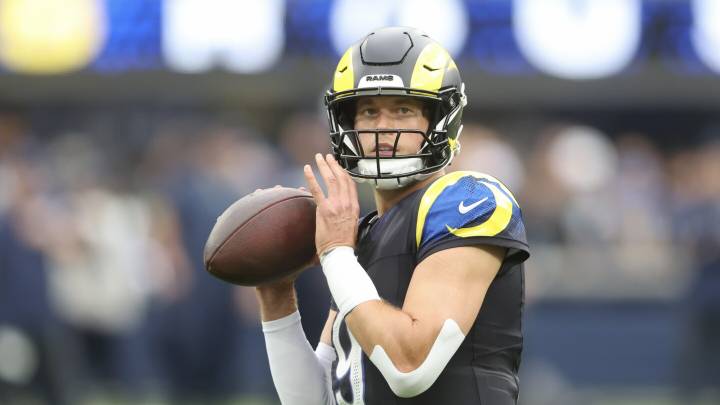 Rams lead Seahawks 14-9 at halftime