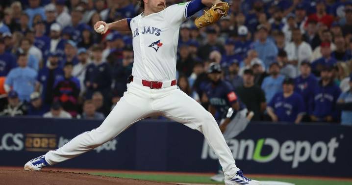 Shane Bieber fell in love with the Blue Jays and decided to stay