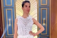 Con blooper incluido. El look total white que lució Juana Viale y que recordó a un vestido de novia