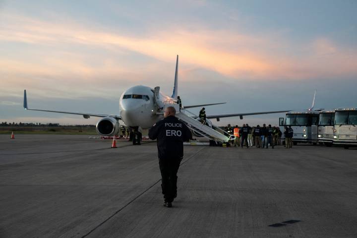 Funcionarios de Trump serán interrogados tras polémica con vuelos a Venezuela con inmigrantes deportados