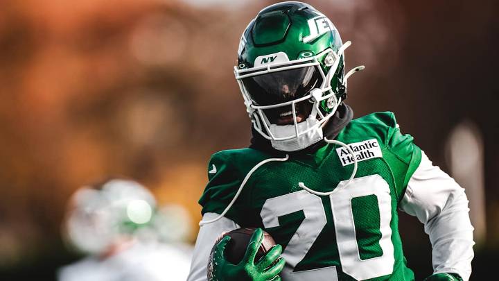 Jets RB Breece Hall on Blockbuster Trades: 'Just the Nature of the Business'