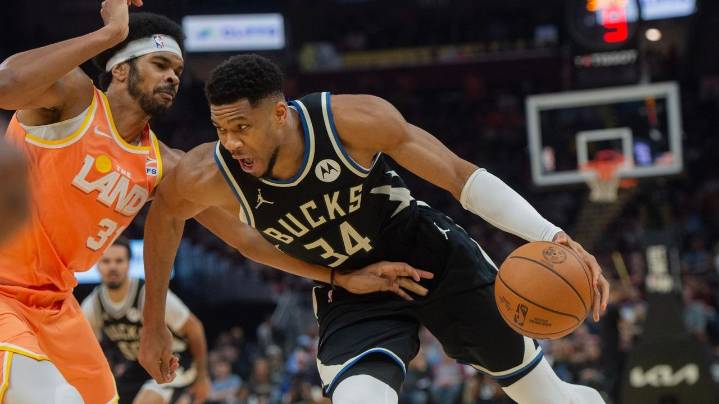 Bucks coach Doc Rivers says he expects the injured Antetokounmpo to miss 'probably two weeks'