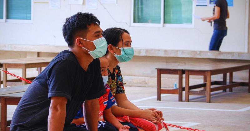 Myanmar refugees begin new lives as workers in Thailand