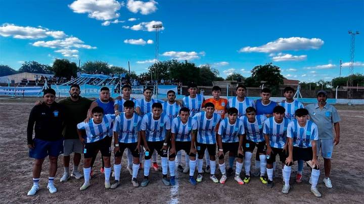 Comercio de Campo Gallo y Salamanca de Monte Quemado repartieron puntos