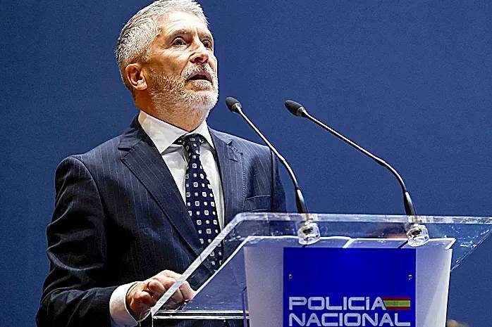 Interior frena la movilización de los antidisturbios para repeler al narco pese a la situación crítica en Cádiz