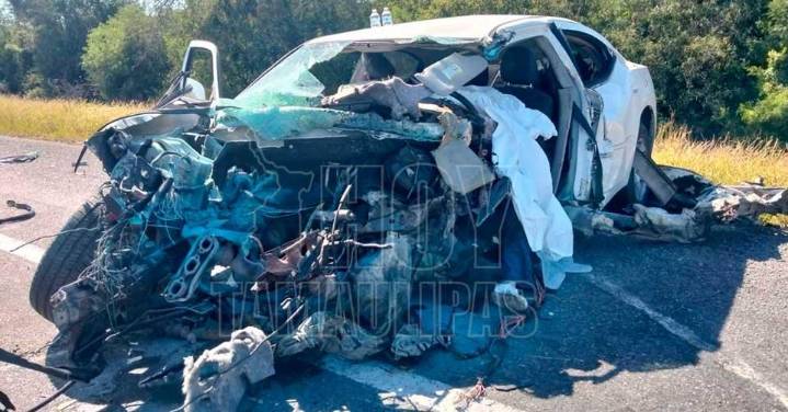 Encontronazo deja dos muertos y dos heridos en la Victoria