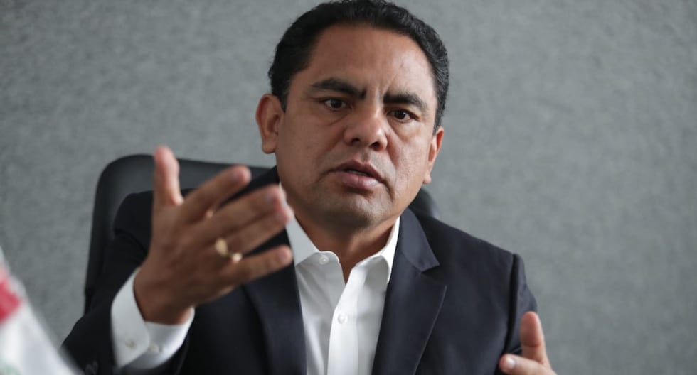 Ariana Orué: Podemos Perú le pide sus descargos por contratación de pareja de su hermana | Congreso | Comisión de Ética | Arón Espinoza 