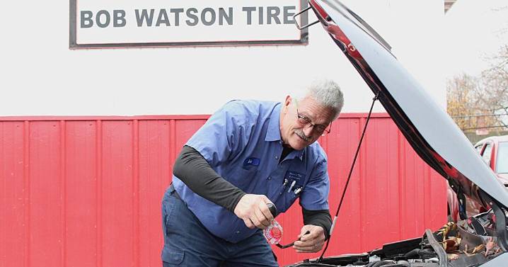 Tips for safe traveling during the holiday season