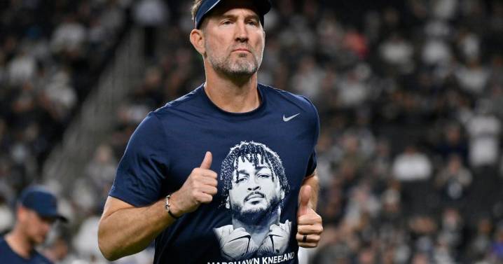 Cowboys honor Marshawn Kneeland before facing Raiders in 1st game since his death