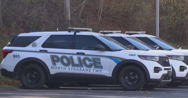 Pittsburgh-area man charged after allegedly exposing himself near children