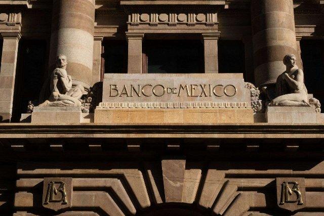 Banxico reduce la tasa de interés a 7.25%