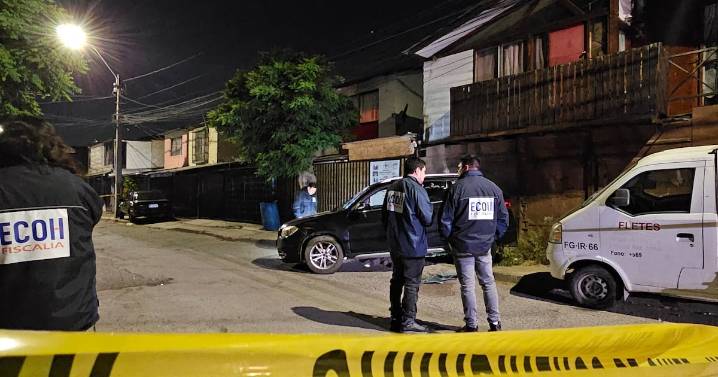 Homicidio en Puente Alto: Hombre muere tras ser baleado en un vehículo
