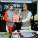 Mahant Rohit Shastri (State Awardee) paid a courtesy visit to Rajya Sabha MP Gulam Ali Khatana