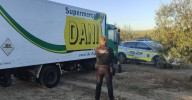 La Policía Local de Íllora localiza en un olivar un camión de supermercado que había sido robado