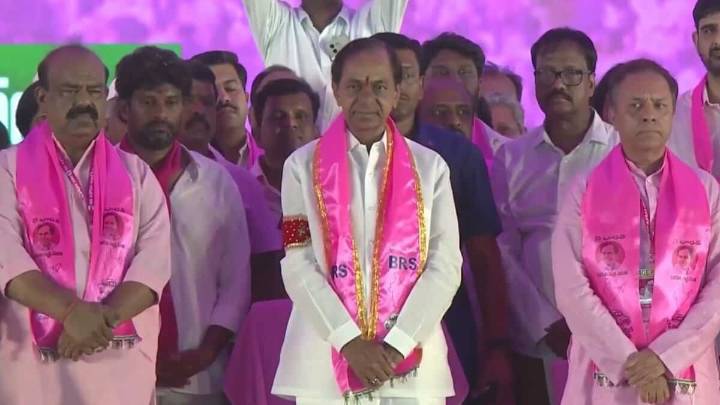 Telangana local body polls: KCR to stay away from campaigning