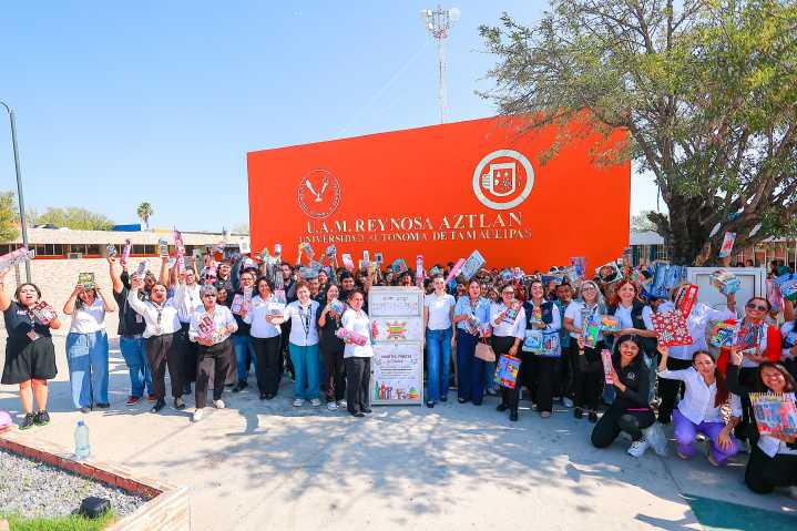 Arranca DIF-Reynosa campaña Regalemos Sonrisas para reunir juguetes y dulces en favor de la niñez