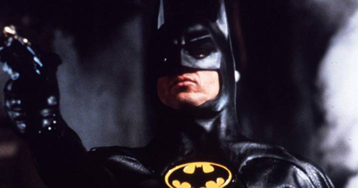 Batman inspires grumpy metro commuters to be better people