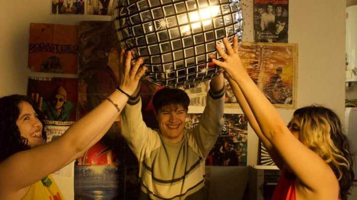 Babas: la revolución rockera se despide del 2025 con un último pogo