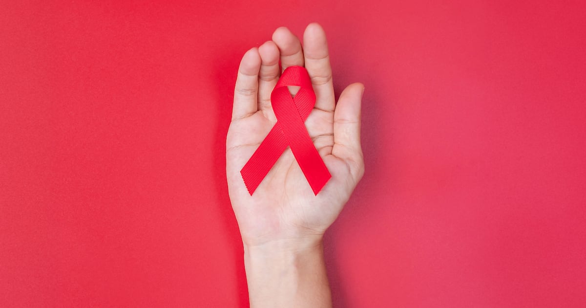 El alza silenciosa del VIH en mujeres: por qué Chile no logra frenar los contagios
