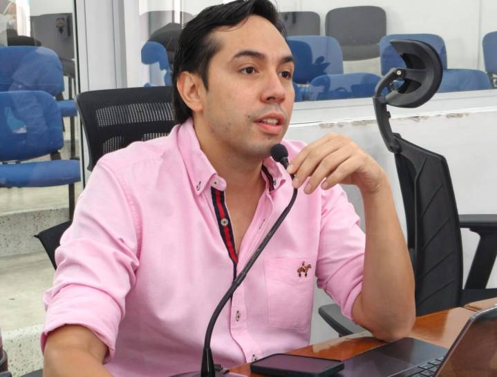 Entre reclamos y llamados a la transparencia avanza la elección del Contralor de Neiva