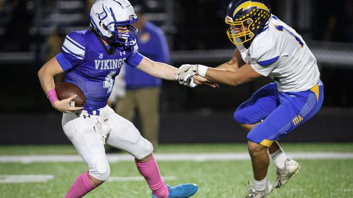 The stories behind the final scores for Week 2 of football playoffs