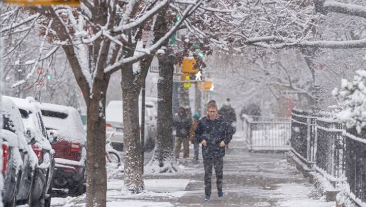 Tormentas invernales causan peligrosas condiciones de viaje en EEUU tras Acción de Gracias