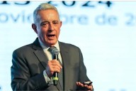 Álvaro Uribe confirma su regreso a la política: aspirará al Senado en 2026