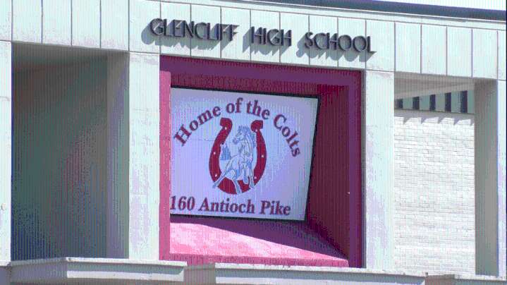 Neighborhood group providing holiday help to 5 Glencliff High School students