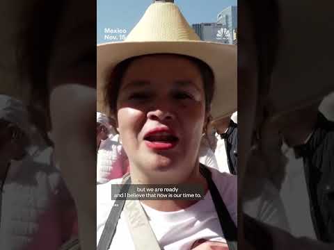 Thousands protest crime, corruption in Mexico City