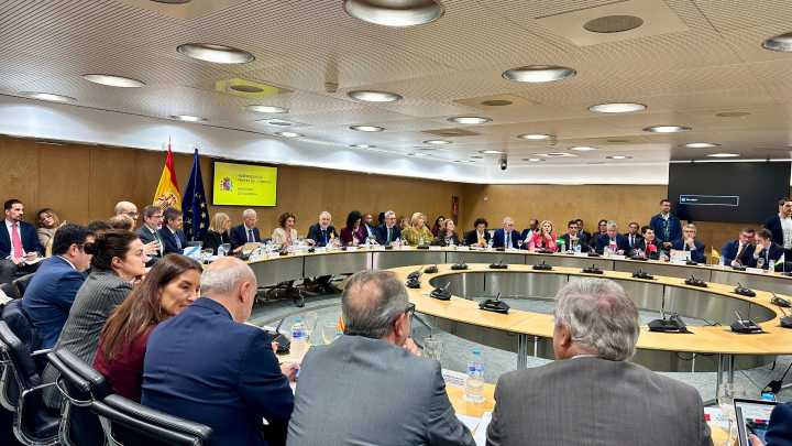 Merino afea al Gobierno central que reduzca el CPFF ‘a un instrumento más a su servicio’