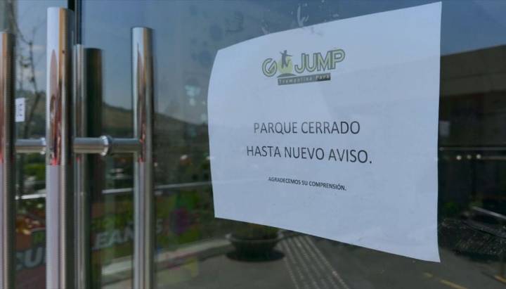 "Mi hija estuvo llorando tres horas": GoJump registra 26 reclamos por cancelaciones de eventos