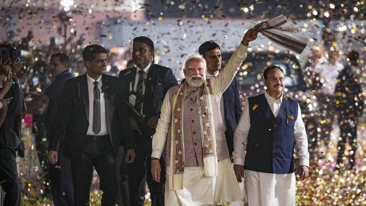 Will NDA be able to repeat the Bihar performance in West Bengal?