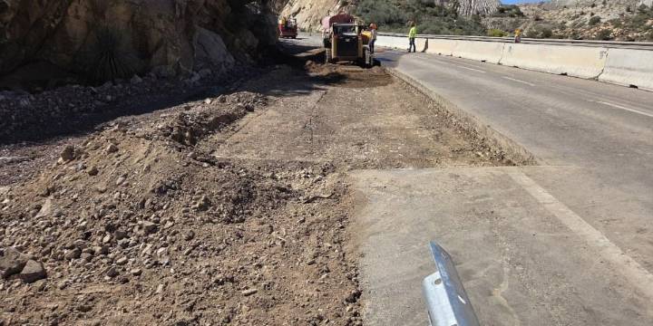 US 60 reopens after flooding repairs near Globe