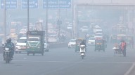 Delhi Chokes Under Dense Smog; AQI Climbs To 381 Despite GRAP