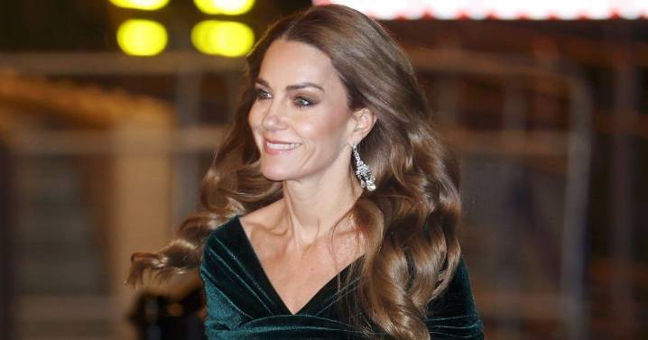 Kate Middleton's Earrings Are a Sweet Nod to Queen Elizabeth