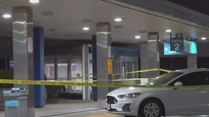 1 person dead in officer-involved shooting at St. Louis airport