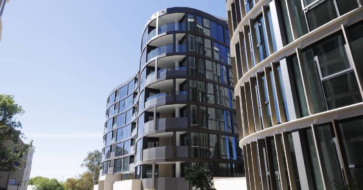 Grande on London to welcome first residents by Christmas