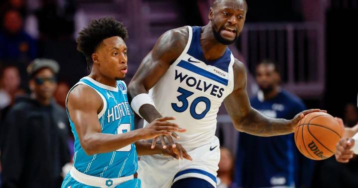 Randle scores 30 as Timberwolves beat Hornets 122