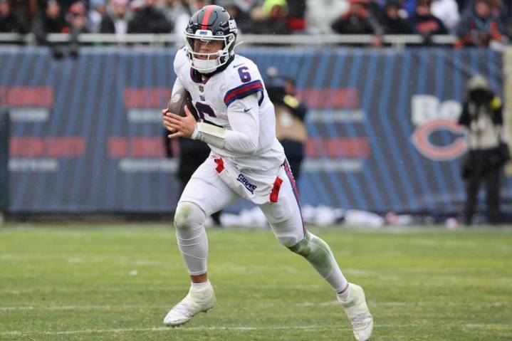 Giants QB Jaxson Dart (concussion) cleared to return vs. Patriots